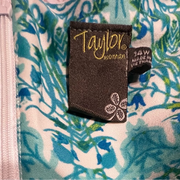 Taylor Wooman, Size 14W, Sleeveless multicolor dress. - Picture 6 of 6